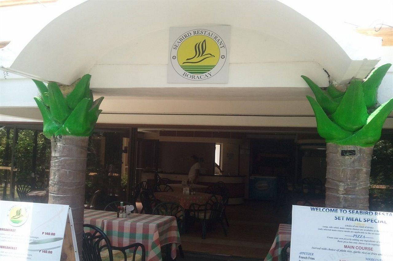 Seabird International Resort Balabag  Bagian luar foto