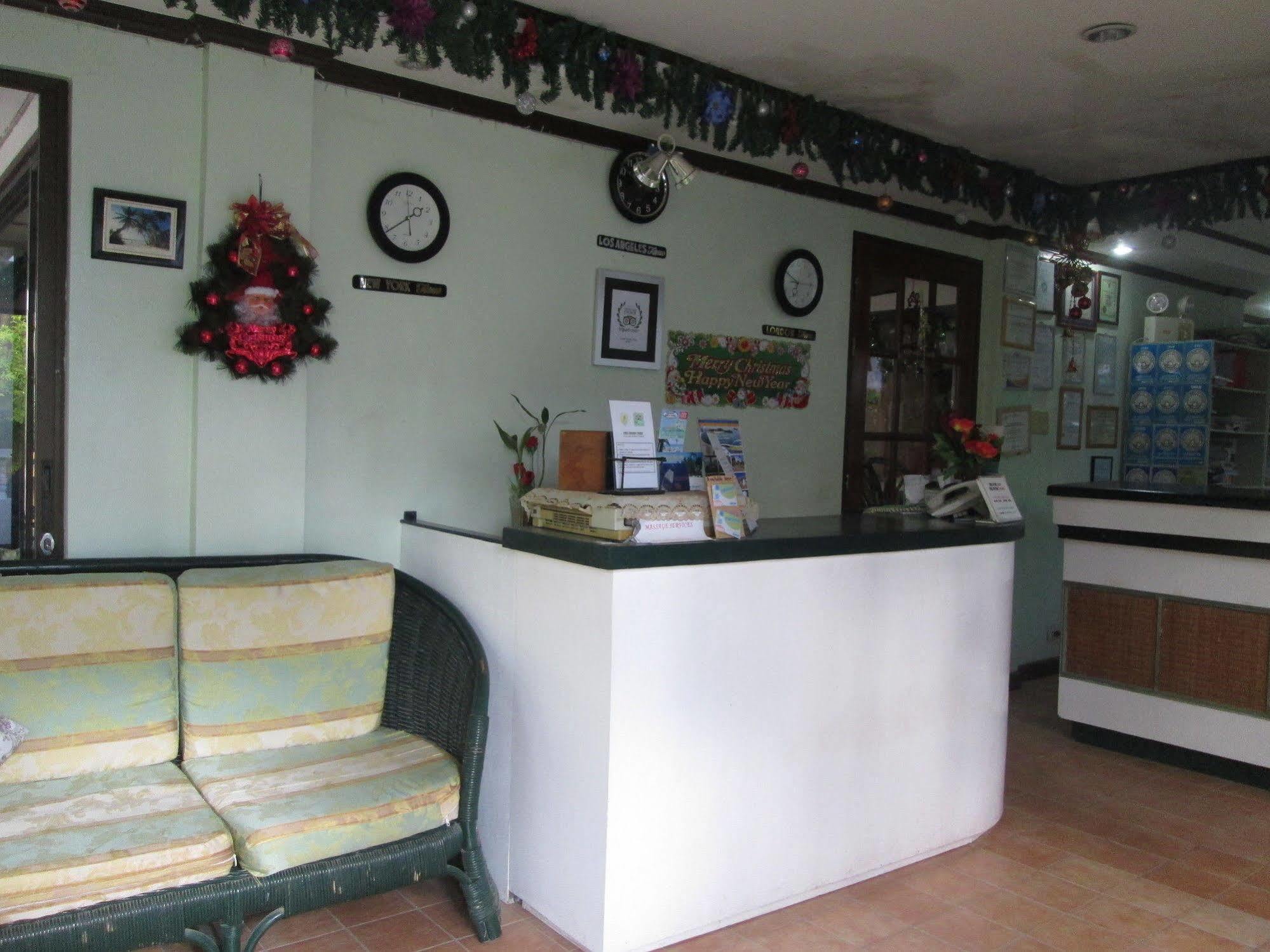 Seabird International Resort Balabag  Bagian luar foto