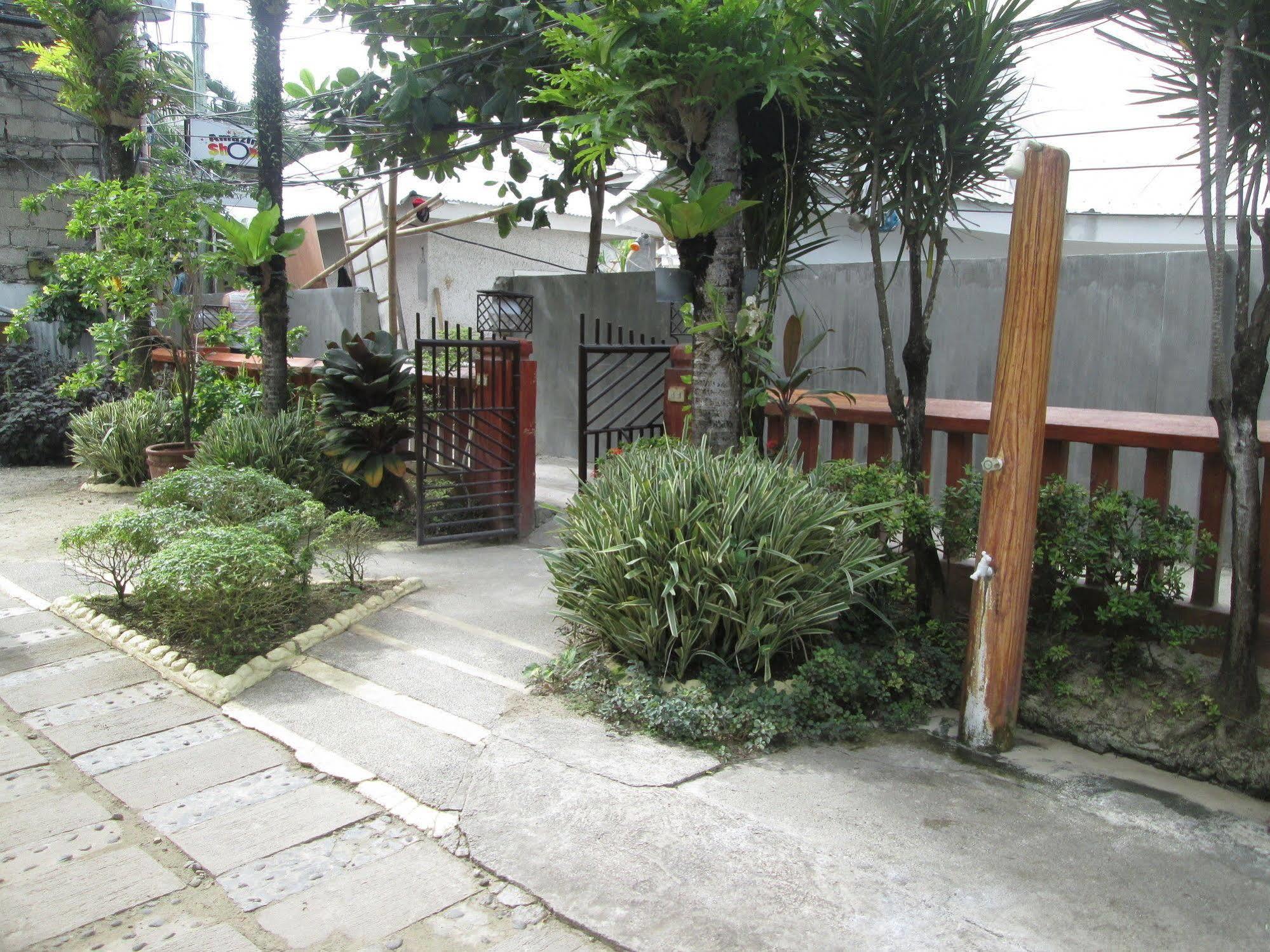 Seabird International Resort Balabag  Bagian luar foto