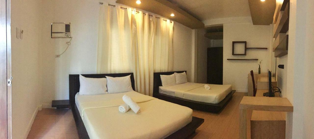 Seabird International Resort Balabag  Bagian luar foto