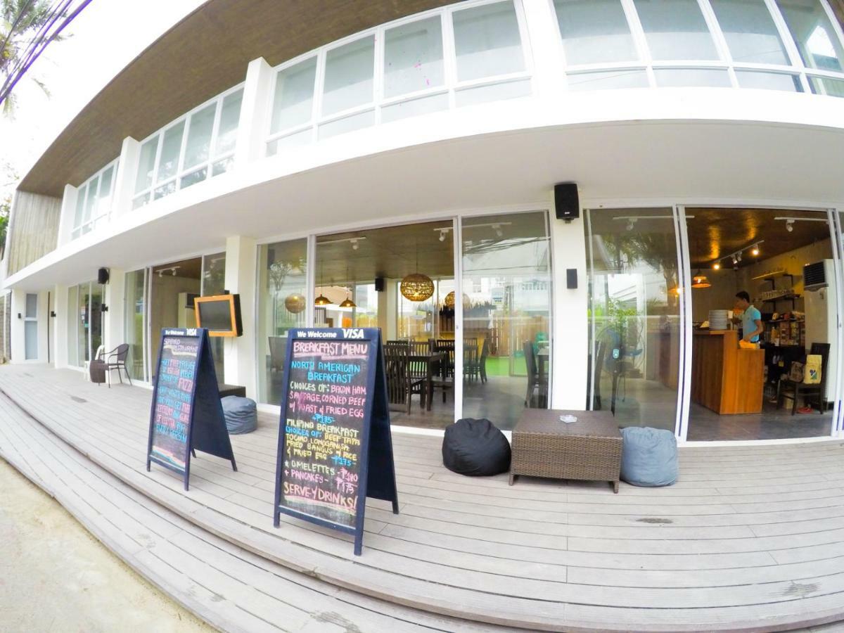 Seabird International Resort Balabag  Bagian luar foto